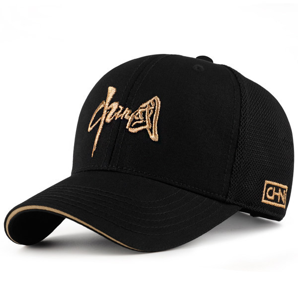 Мъжка текстилна шапка с бродиран надпис