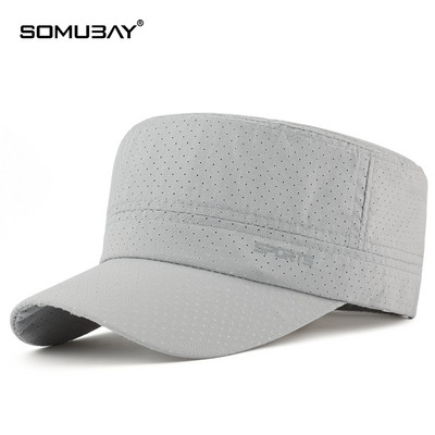 Мъжка шапка с къса периферия