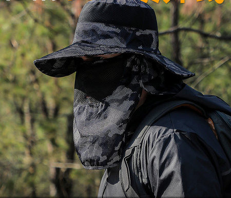 Мъжка шапка - с маска за лице камуфлаж