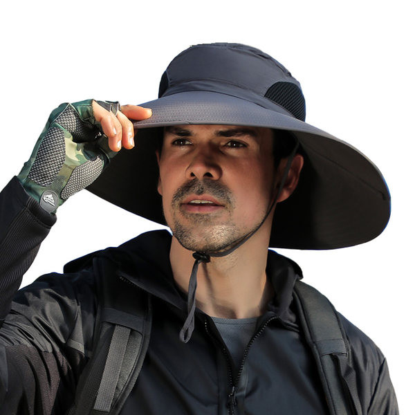 Muški ljetni šešir od prozračnog materijala pogodan za planinu