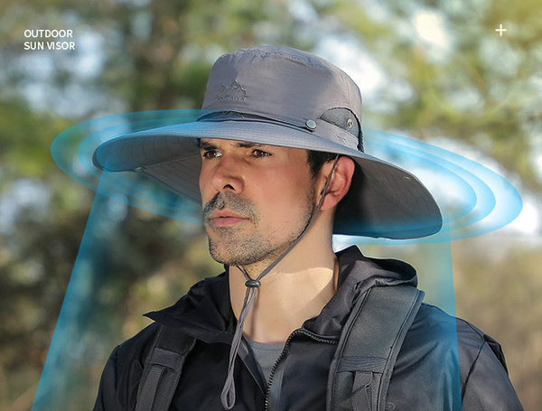 Vyriška vasarinė kepurė su dideliu krašteliu ir raišteliais