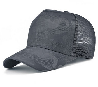 Мъжка бейзболна шапка от дишаща материя с козирка