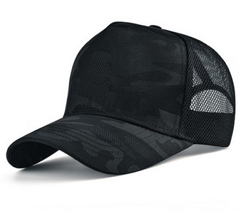 Мъжка бейзболна шапка от дишаща материя с козирка