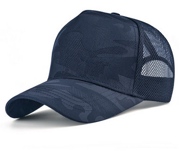 Мъжка бейзболна шапка от дишаща материя с козирка