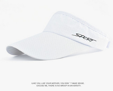 Мъжка шапка с козирка подходяща за спорт с бродиран надпис