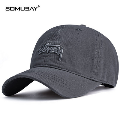 Памучна мъжка шапка с козирка и бродерия