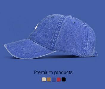 Мъжка памучна шапка - с бродерия