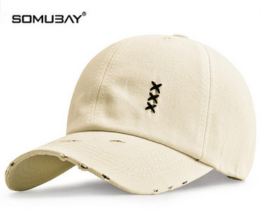 Мъжка текстилна шапка - с козирка