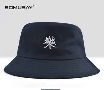 Лятна текстилна шапка тип рибарска с бродерия