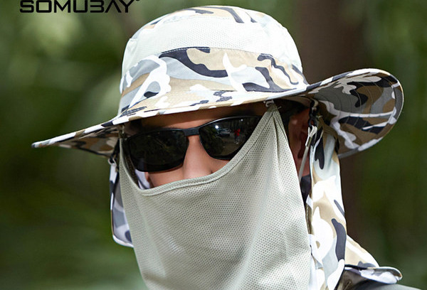 Лятна шапка с камуфлажен десен подходяща за риболов