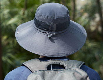 Мъжка текстилна шапка с голяма периферия и връзки
