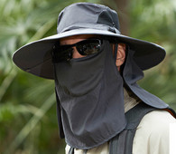 Мъжка ежедневна шапка с голяма периферия -от дишаща материя