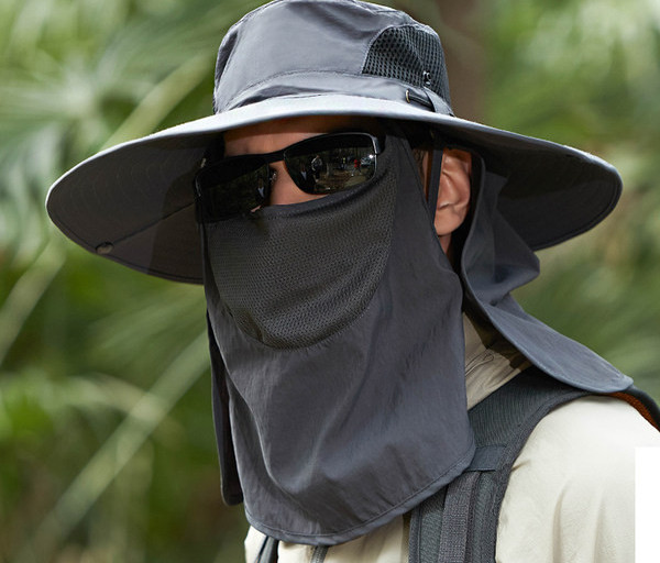 Мъжка ежедневна шапка с голяма периферия -от дишаща материя 