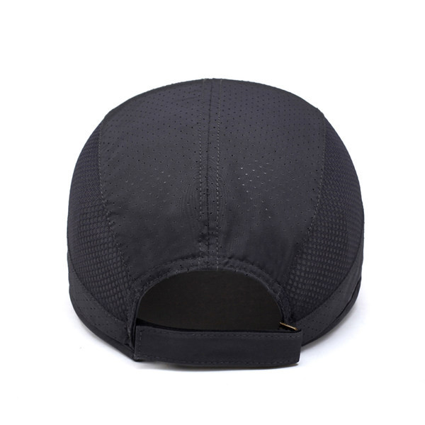 Мъжка лятна шапка - с къса периферия