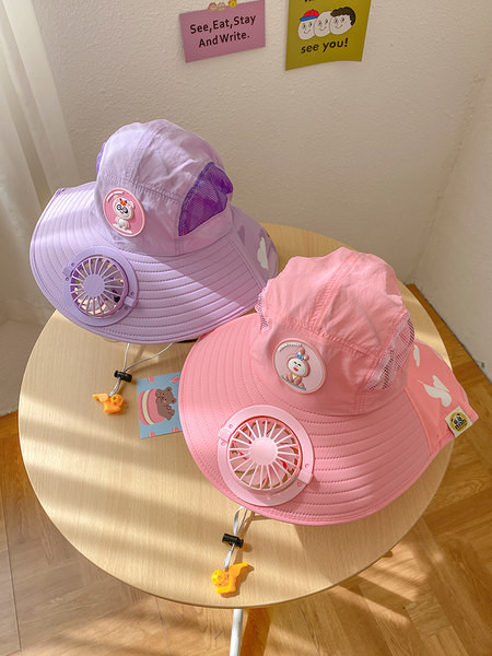 Детска шапка - с голяма периферия и вентилатор