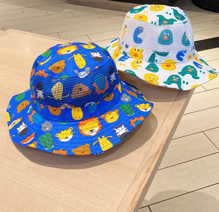 Мрежеста детска шапка за лятото - тип рибарска