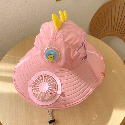 Gyerek sapka széles karimájú, beépített ventilátorral