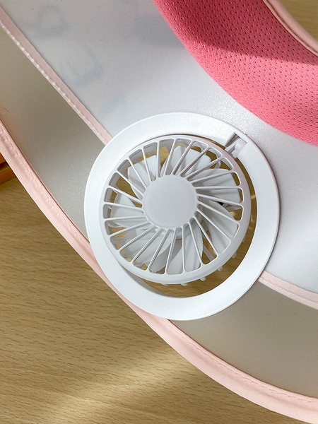 Детска шапка - с анимация и вентилатор