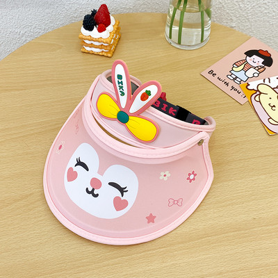 Лятна слънцезащитна шапка  с козирка и апликация за момчета и момичета 