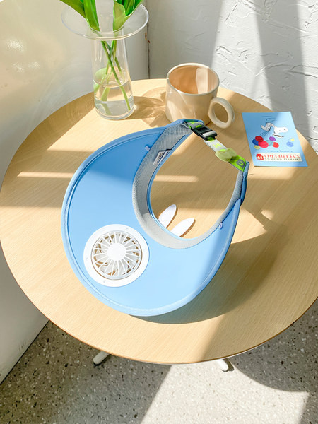 Детска слънцезащитна шапка с вентилатор и козирка 