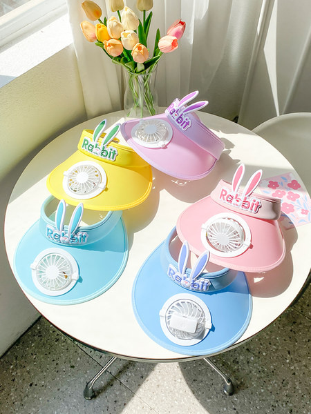 Детска слънцезащитна шапка с вентилатор и козирка 