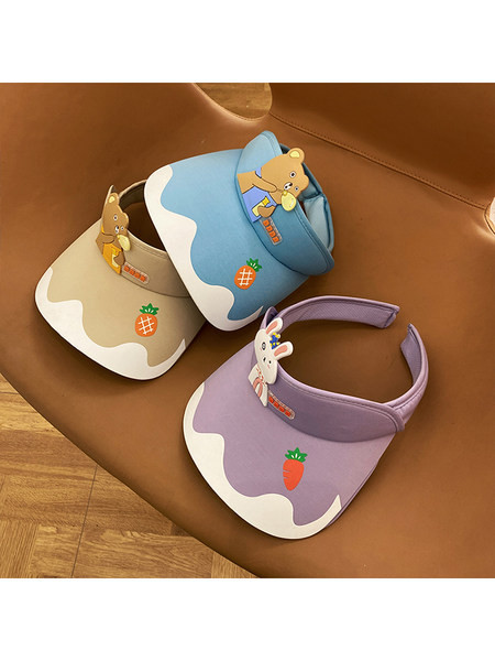 Детска текстилна козирка с 3D елементи