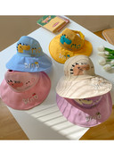 Детска цветна козирка с бродерия