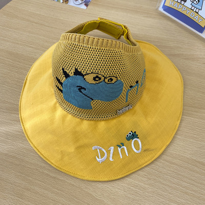 Детска цветна козирка с бродерия