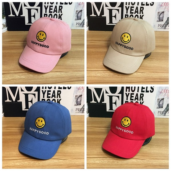 Детска слънцезащитна бейзболна шапка с козирка и бродиран надпис 