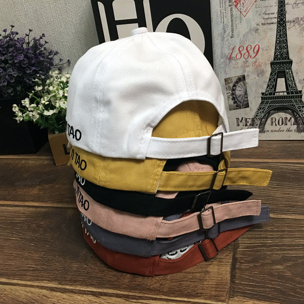 Детска шапка с дълга периферия - от 1 - 2 години