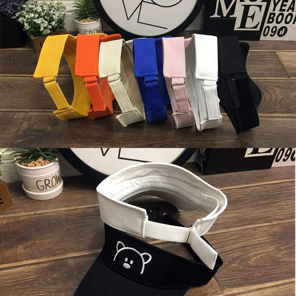 Регулируема детска шапка с козирка и бродерия 