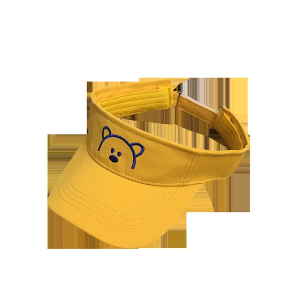 Регулируема детска шапка с козирка и бродерия 