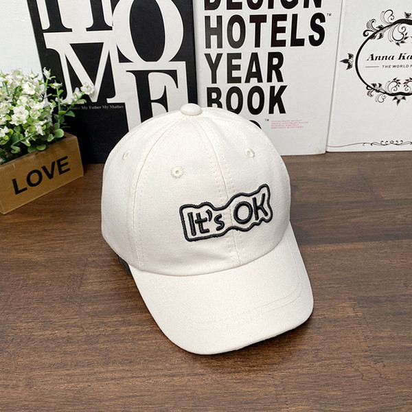  Шапка с козирка за момичета и момчета