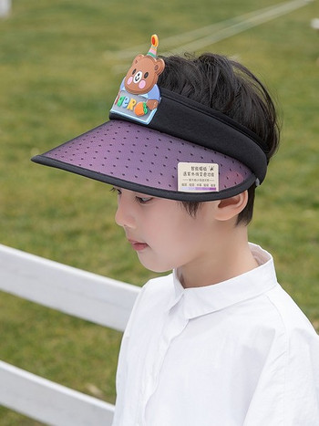 Παιδικό καπέλο με τρισδιάστατα στοιχεία