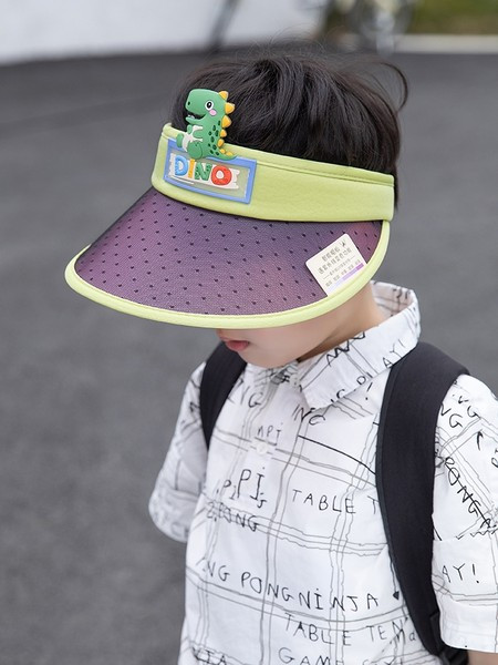 Dječji štitnik od sunca s 3D elementima