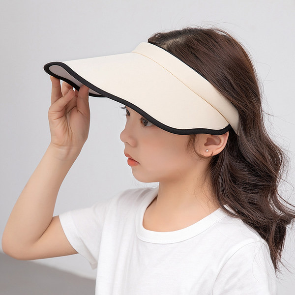 Детска слънцезащитна шапка - с козирка