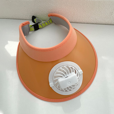 Széles karimájú gyermekellenző beépített ventilátorral