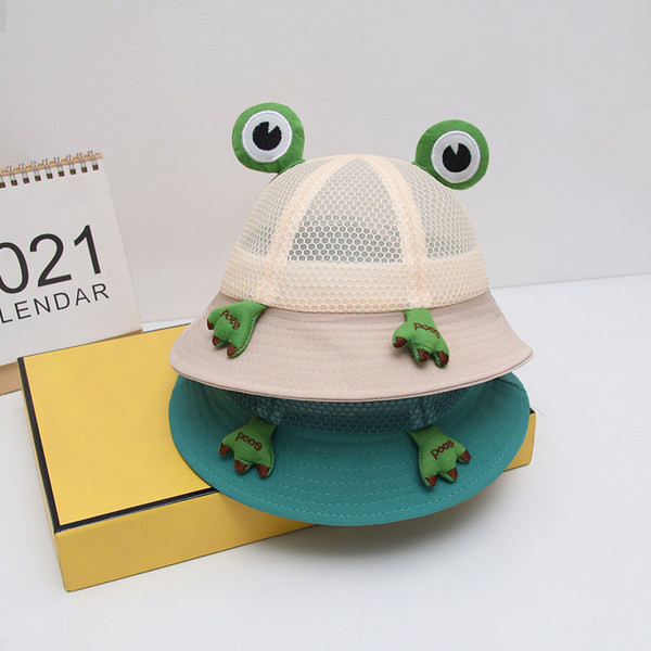 Детска мрежеста шапка с 3D декорация 