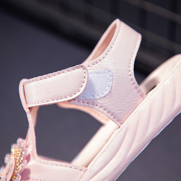 Dječje sandale od eko kože sa trakom i ukrasnim kamenčićima