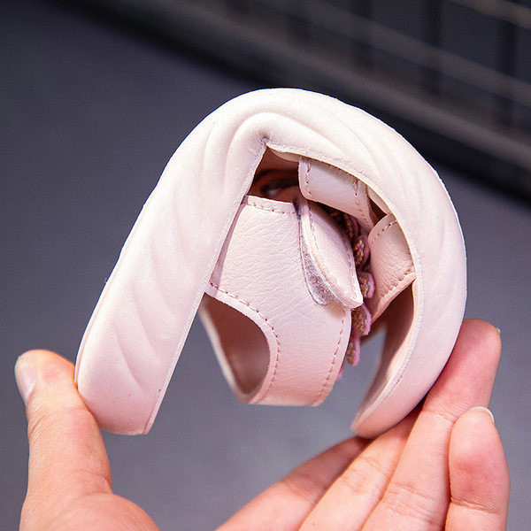 Dječje sandale od eko kože sa trakom i ukrasnim kamenčićima