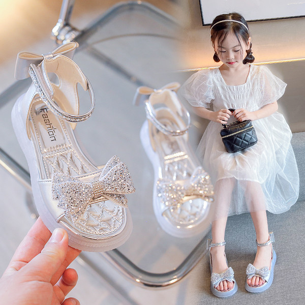 Dječje sandale za djevojčice s trakom i sjajnim efektom