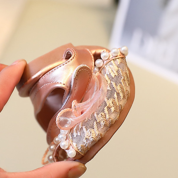 Сандали за момичета с панделка от тюл и перли