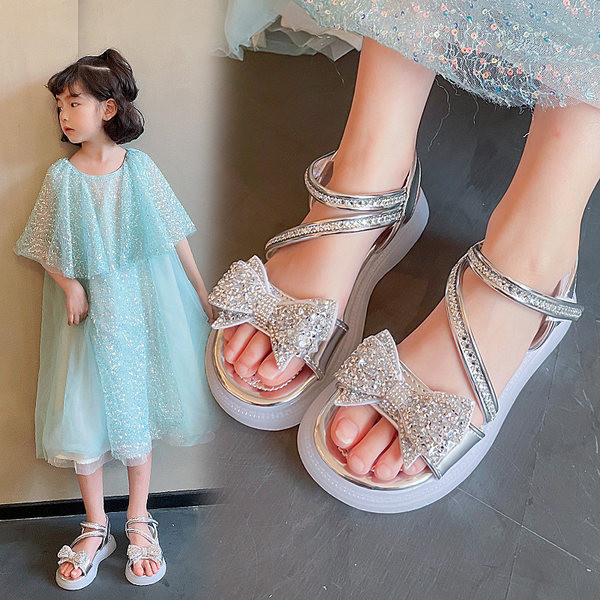 Удобни сандали с камъни и панделка 