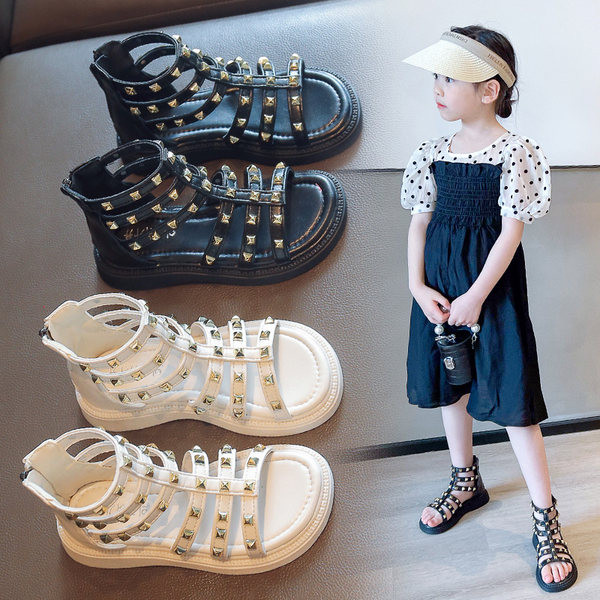 Модерни детски сандали в римски стил
