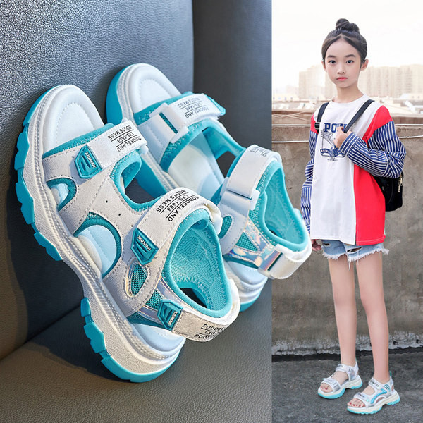 Спортни сандали с велкро лепенки за момичета 