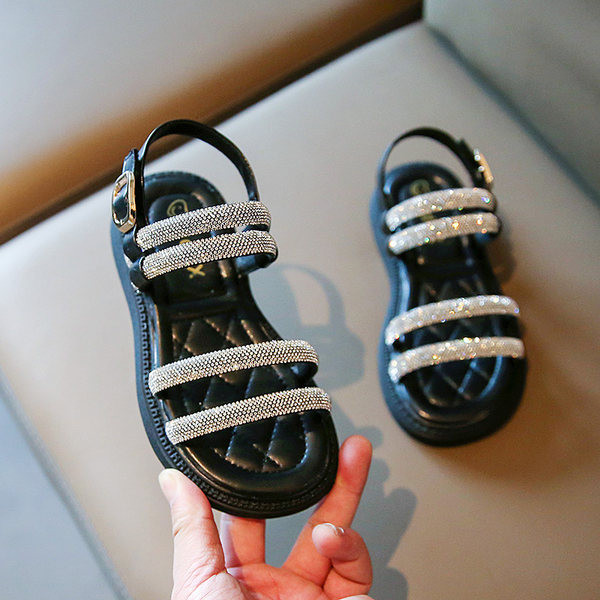 Сандали за момиче - с камъчета