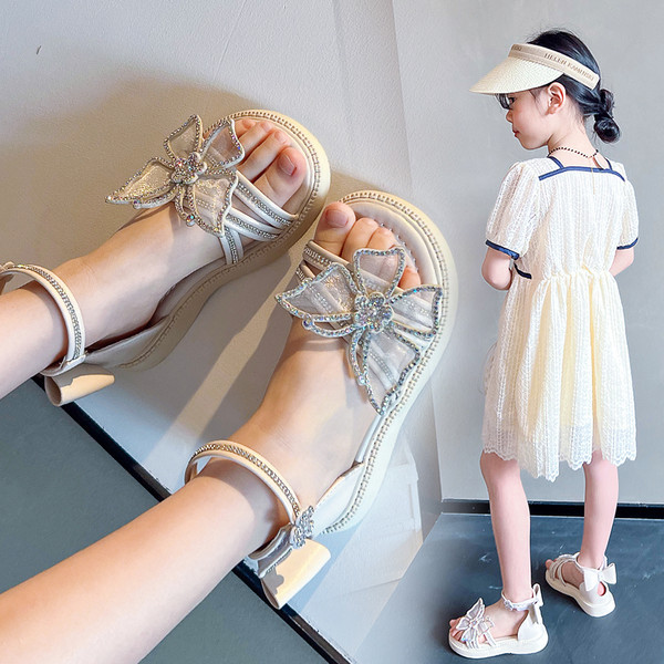 Детски сандали за момичета - с панделка и пеперуда