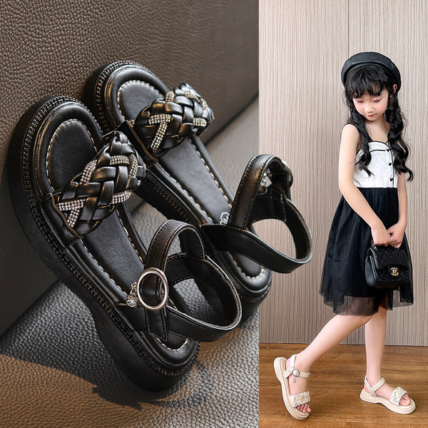 Детски сандали с кожени каишки и камъни за момичета