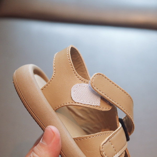 Ежедневни сандали с велкро лепенки- за момичета