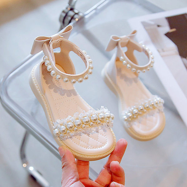 Сандали за момичета - с перли и панделка